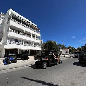 Liliana Prado Edificio Bailey Boat 303 Apartamento