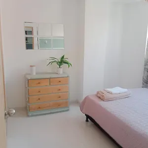 Hermoso E Iluminado Apartamento. Apartamento