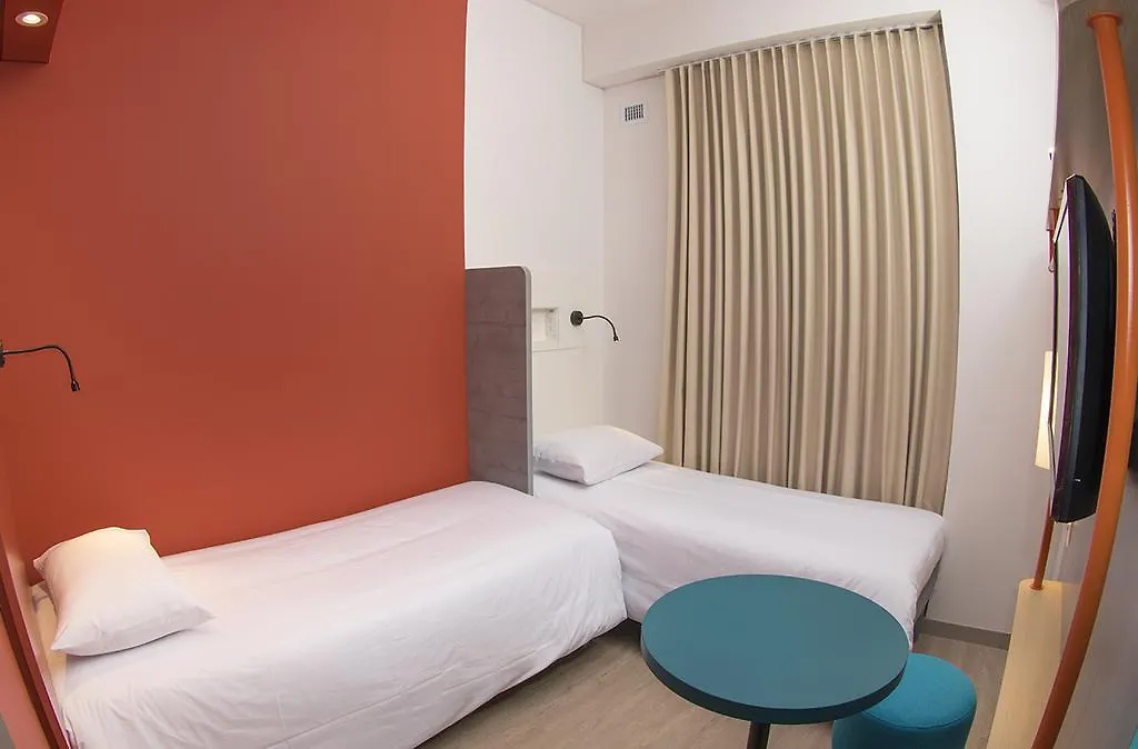Ibis Budget Itagüí 3*,