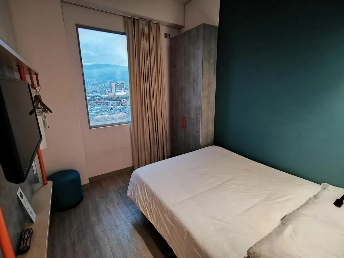 Ibis Budget Itagui 3*,